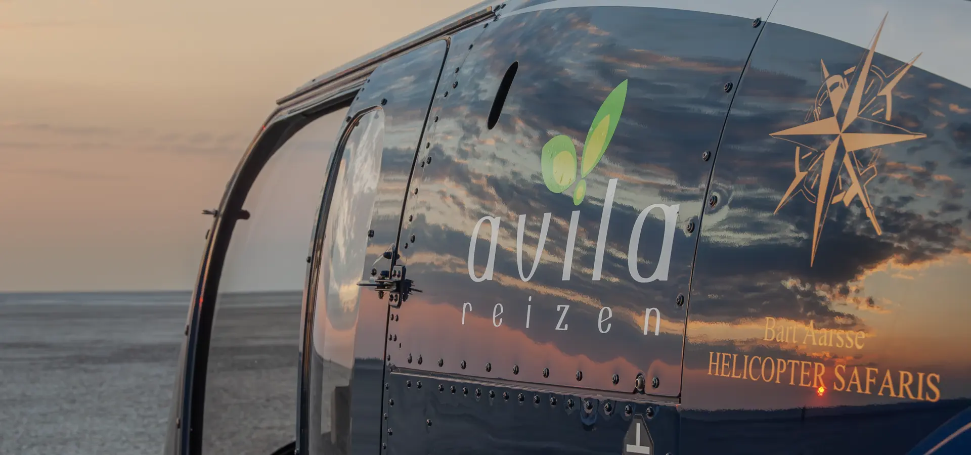 Avila Reizen Botswana Beyond Dreams avila helicopter sunset