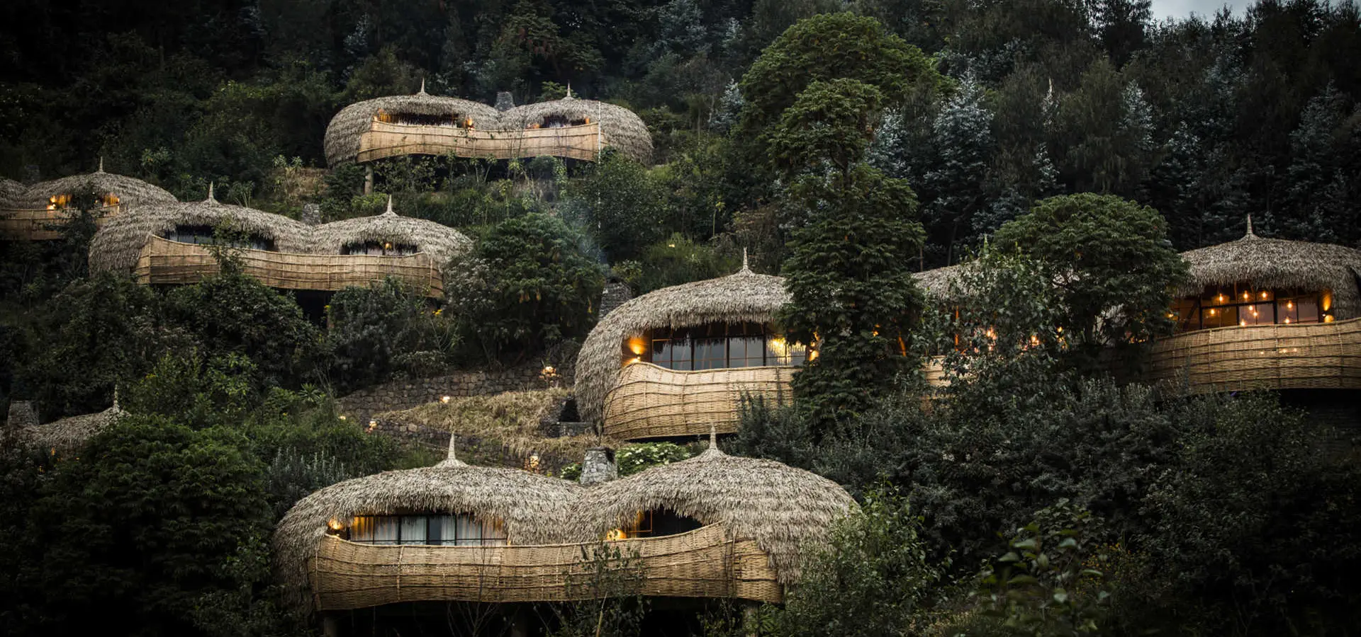 Avila Reizen Rwanda large focal g3020 bisate lodge