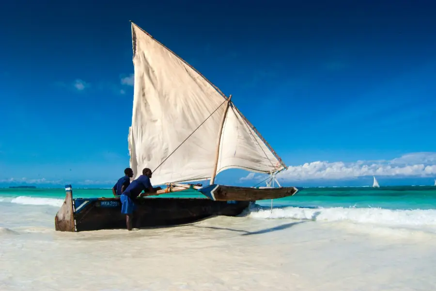 Avila Reizen Zanzibar zeilboot