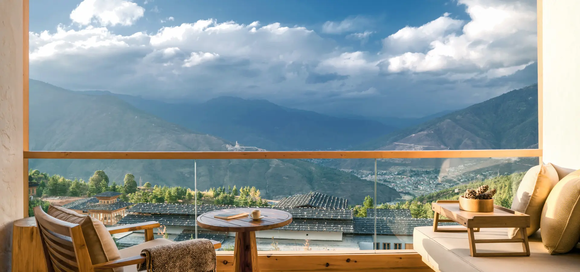 Avila Reizen Bhutan Thimphu Suite Balcony 8092 ORIGINAL