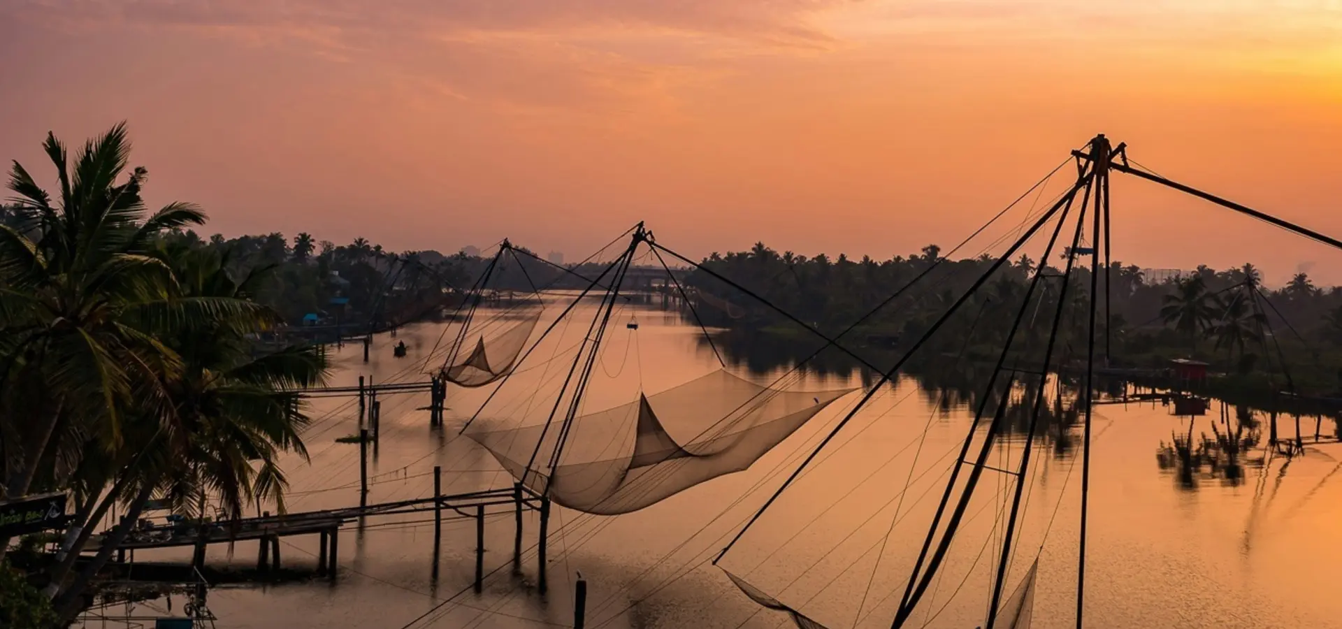 Avila Reizen India Kochi Pizhala