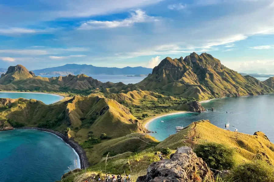 Avila Reizen Komodo