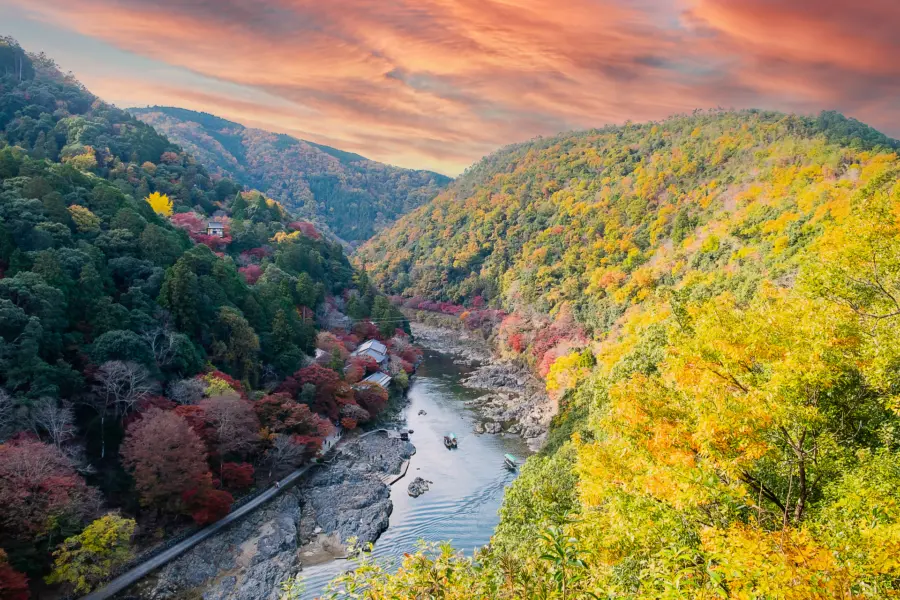 Avila reizen Japan Katsura river in Arashiyama