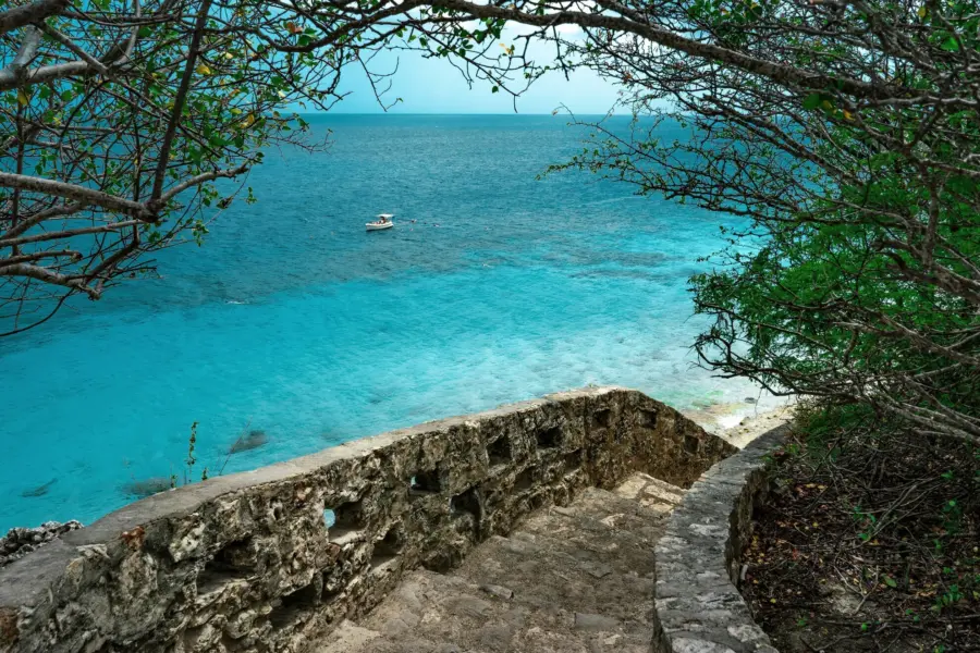 Avila Reizen Bonaire zeeaanzicht