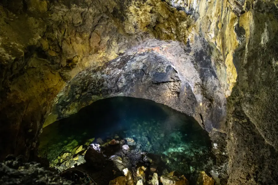 Avila Reizen Azoren Algar Do Carvao Cave at Terceira Island