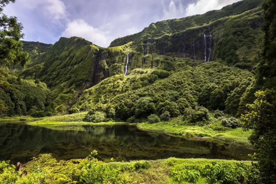 Avila Reizen Azores Faial watervallen