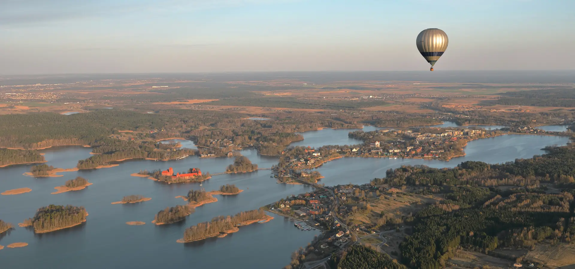 Avila Reizen Hot Air Balloon Litouwen