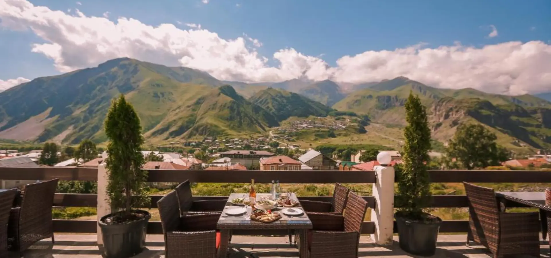 Avila Reizen Alphine Lounge