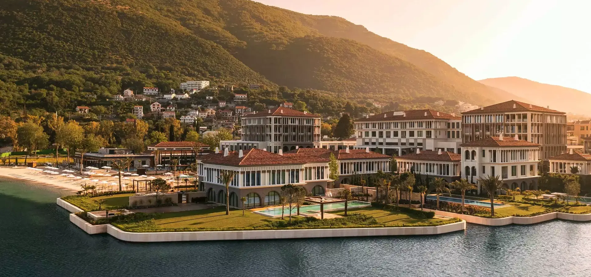 Avila Reizen Portonovi Montenegro