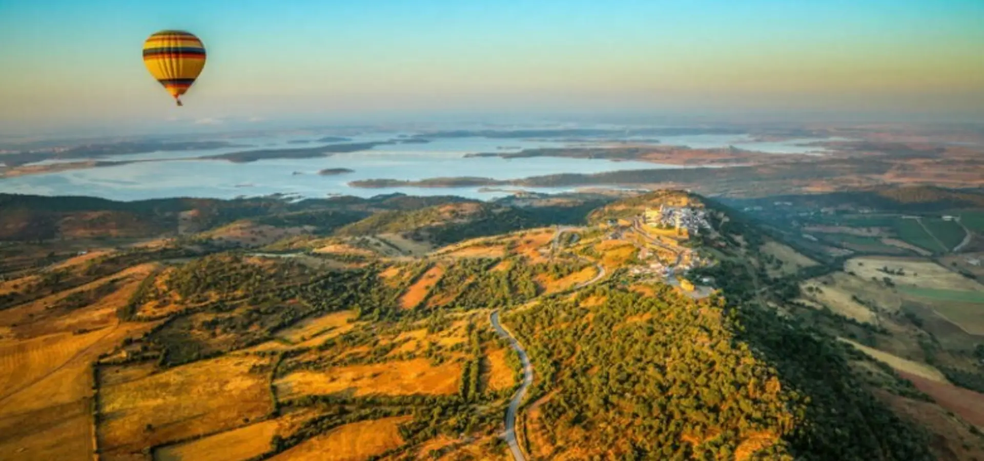 Avila Reizen airballoon portugal