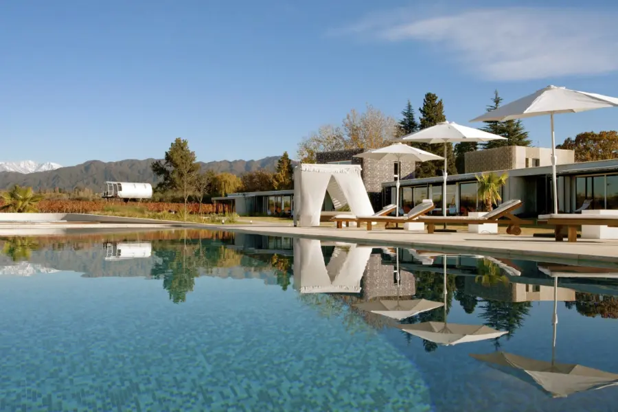 Avila Reizen Argentinie Mendoza Acco Pool View