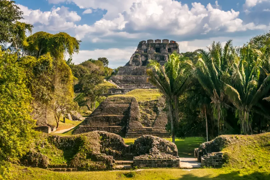 Avila Reizen Belize Latijns Amerika mayatempel cultuur historie