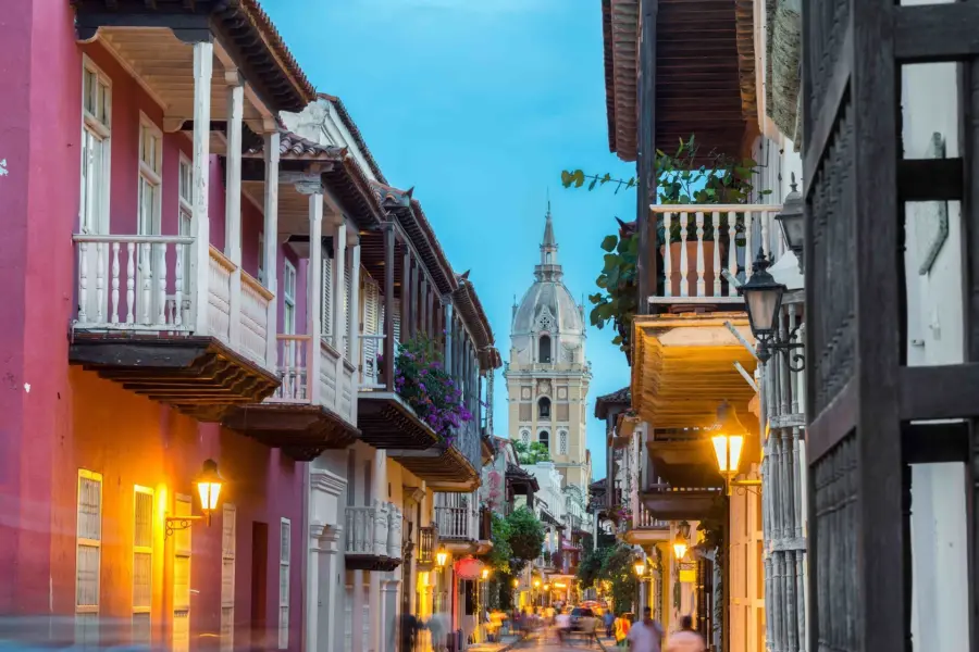 Avila Reizen Colombia Street view of Cartagena