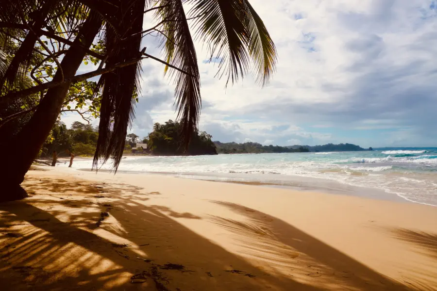 Avila Reizen Panama Bocas del Toro tropisch strand
