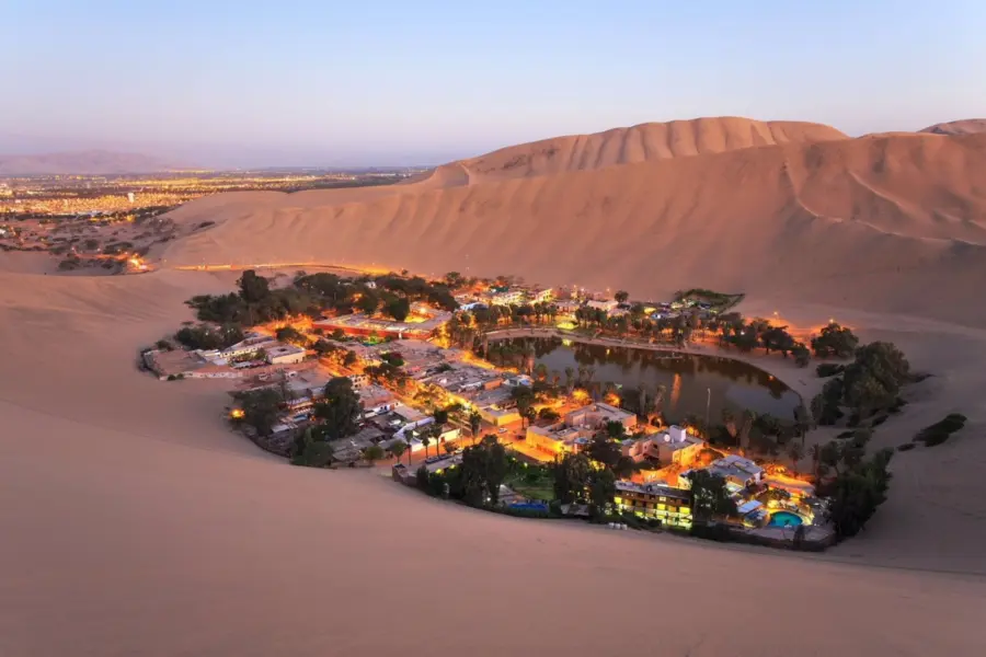 Avila Reizen Peru Huacachina