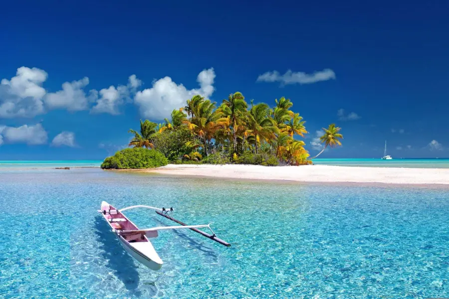 Avila Reizen Frans Polynesië Tahiti kano voor eilandje