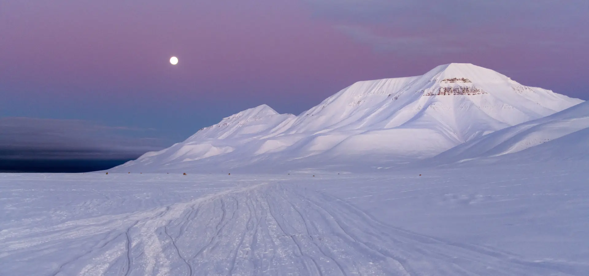 Avila Reizen Spitsbergen middernachtzon