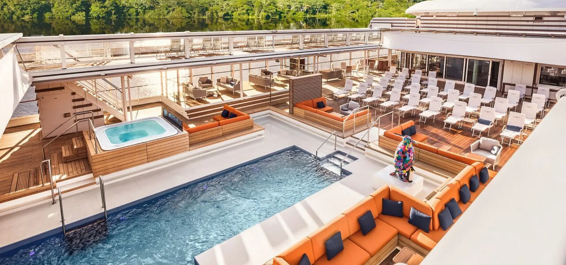 Avila Reizen Hapag Lloyd Cruises nat ins spi pooldeck32193 webdownload 1280