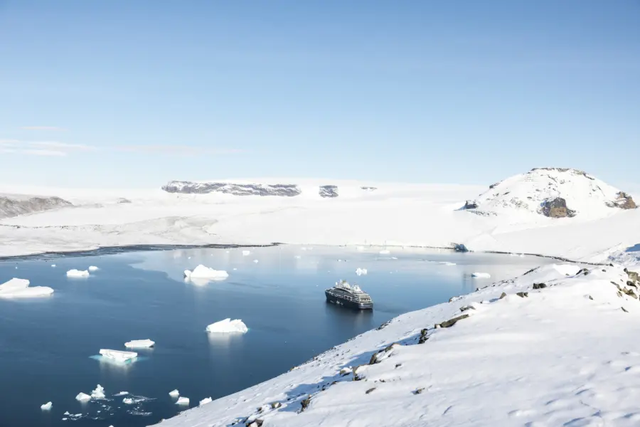 Avila Reizen Expeditiecruises Ushuaia Ushuai The Weddell Sea PONANT Julien Fabro kopie
