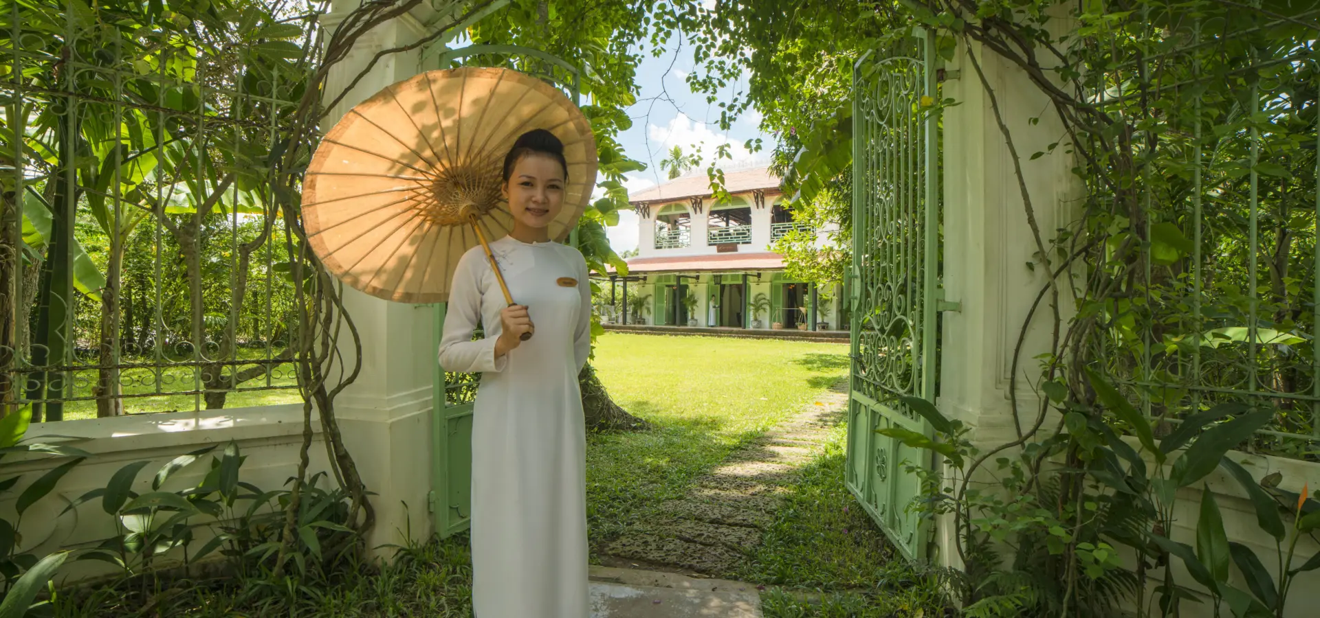 Avila Reizen Scenic Mekong Cruise Excursions Le Longanier French Colonial House Cai Be