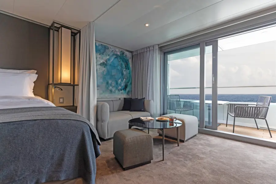Scenic Eclipse Deluxe Verandah Suite 4