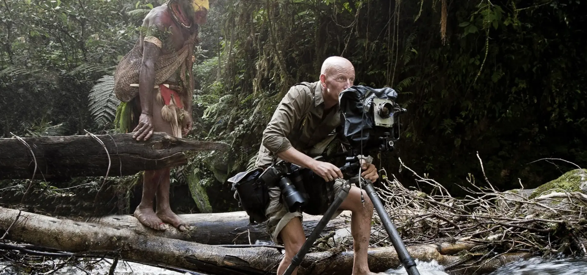 Avila Reizen Jimmy Nelson with the Huli Wigmen in Papua New Guinea 2010
