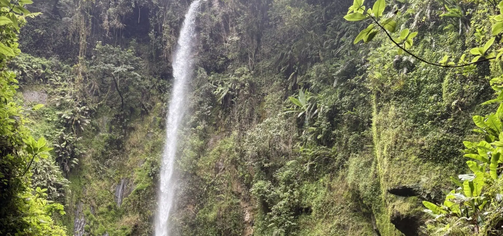 Avila Reizen Tanzania Napuru waterfall Blog Rosalie