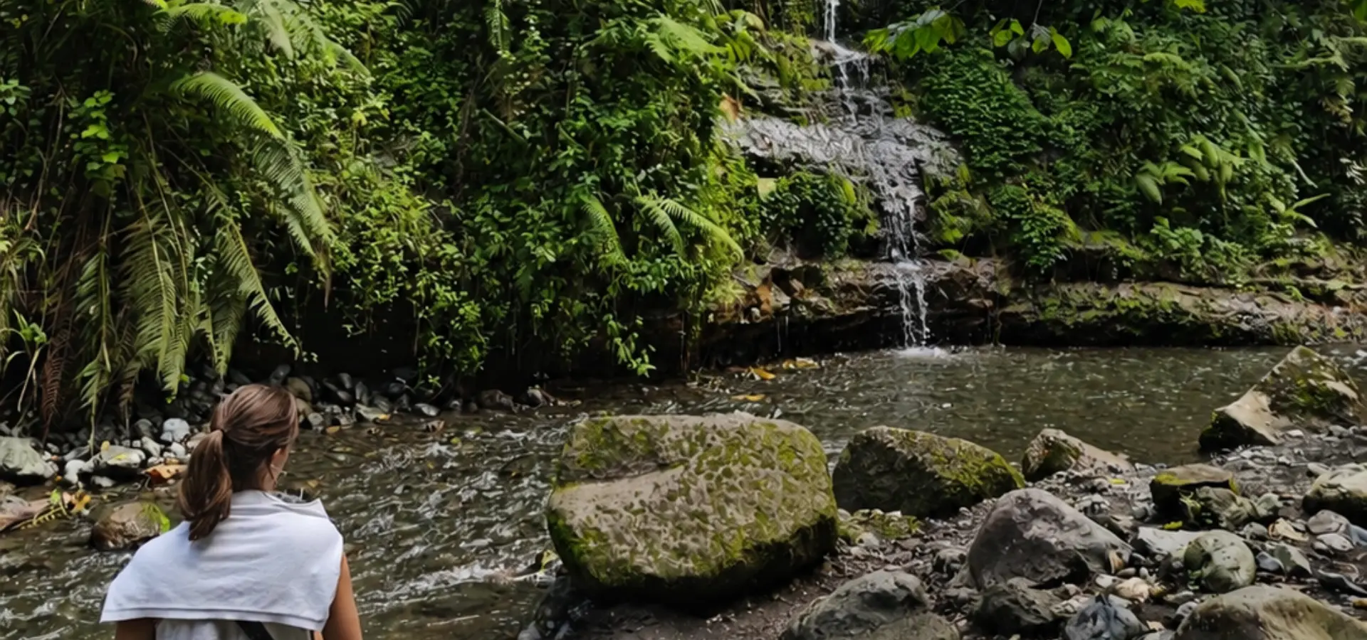 Avila Reizen Tanzania Napuru waterfall hike Blog Rosalie