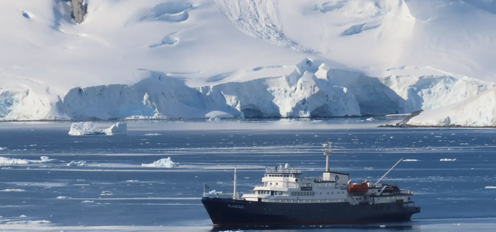 Vincent van Mens en Rita Viel Antarctica 2