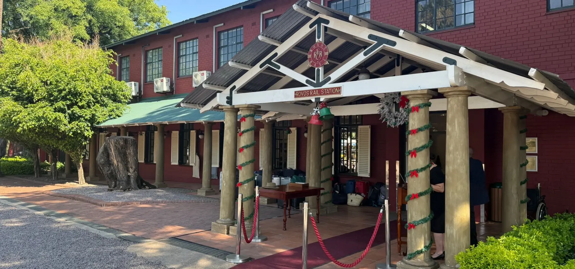 Avila Reizen Rovos Rail Annemarie Staton entree Pretoria