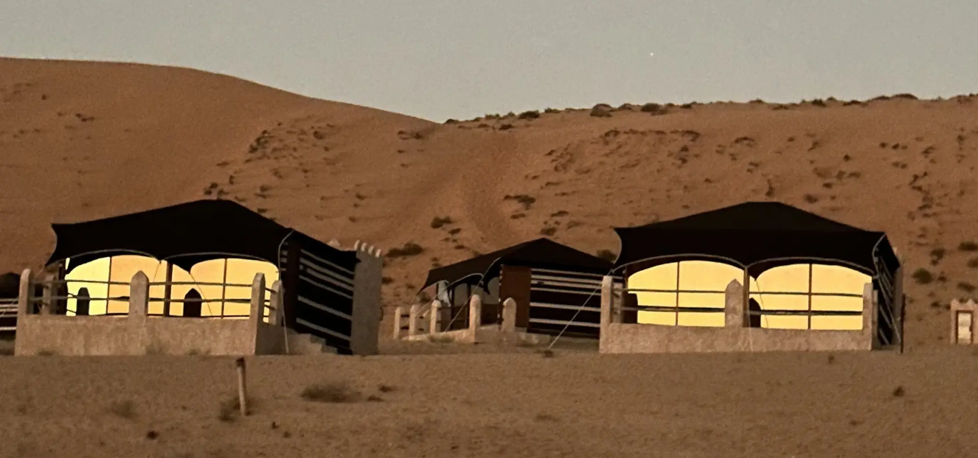 Avila Reizen Oman acco in de woestijn blog Annemarie