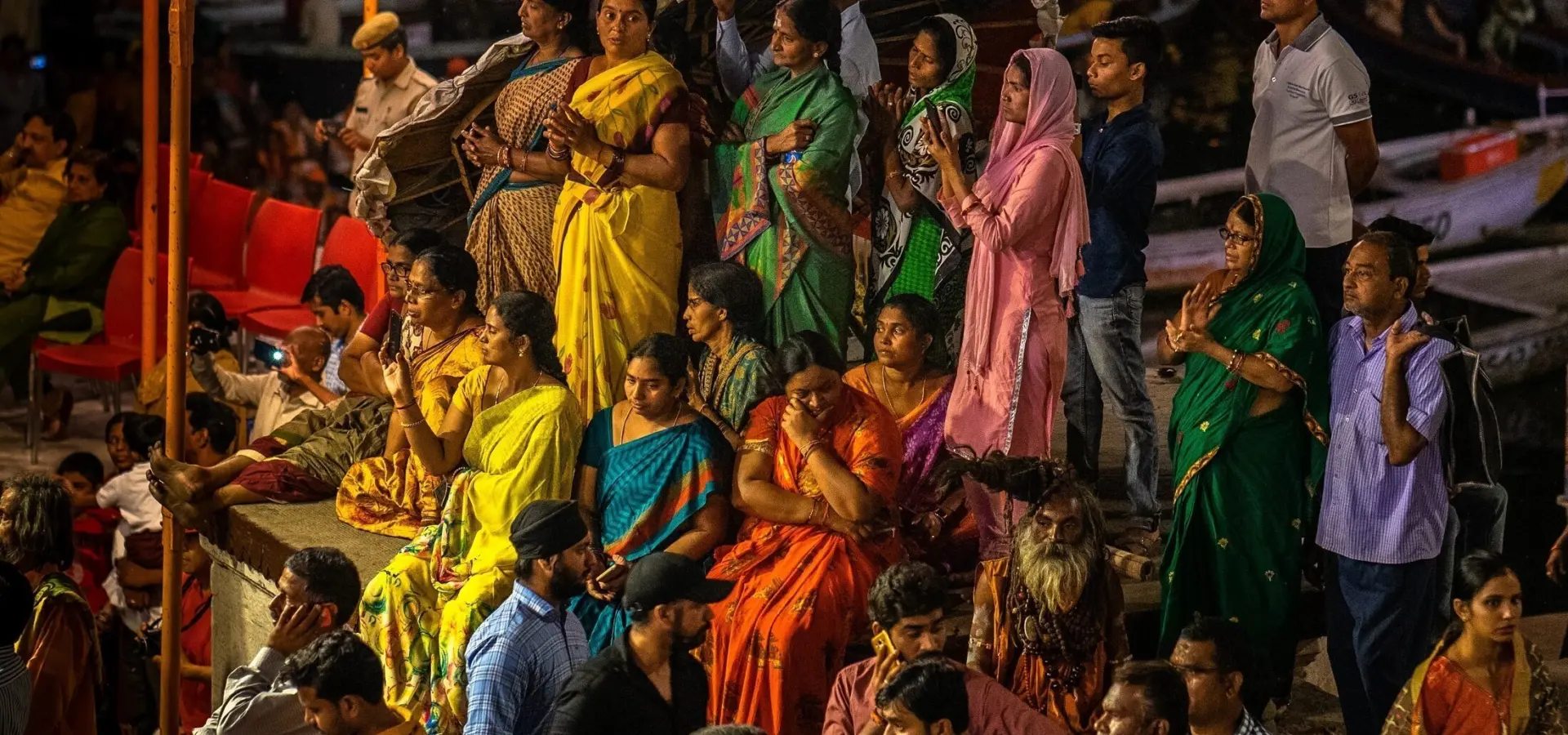 India varanasi aarti ceremonie 3