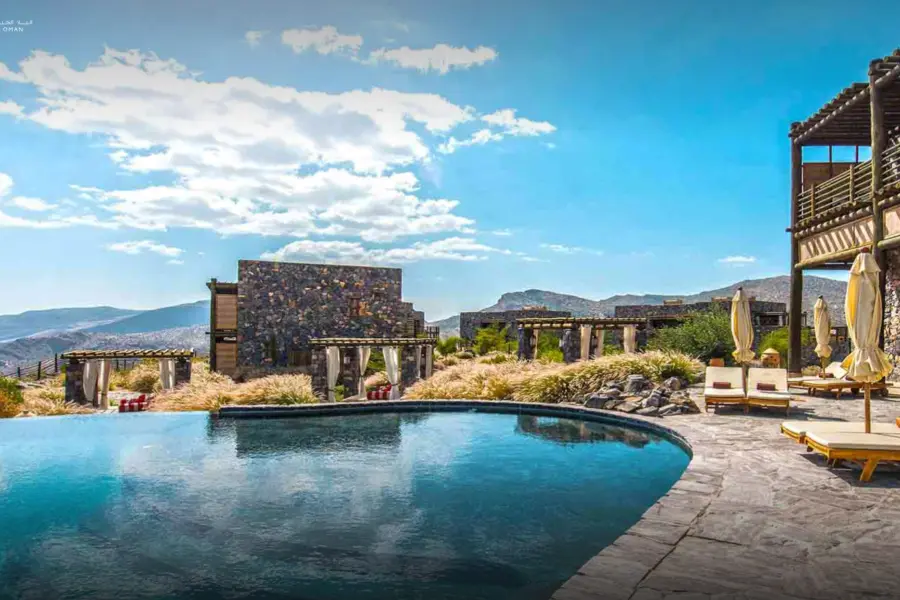 Alila pool