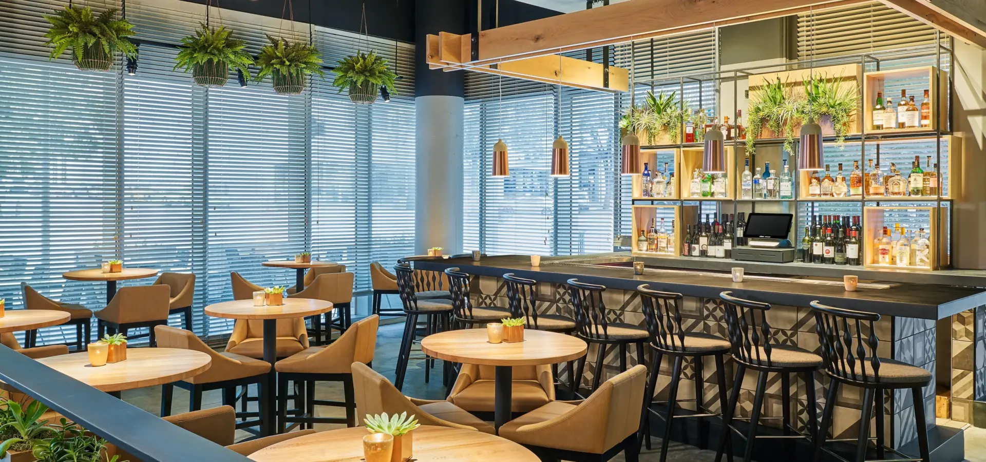 1757067888482ausda caroline bar 1171classic hor