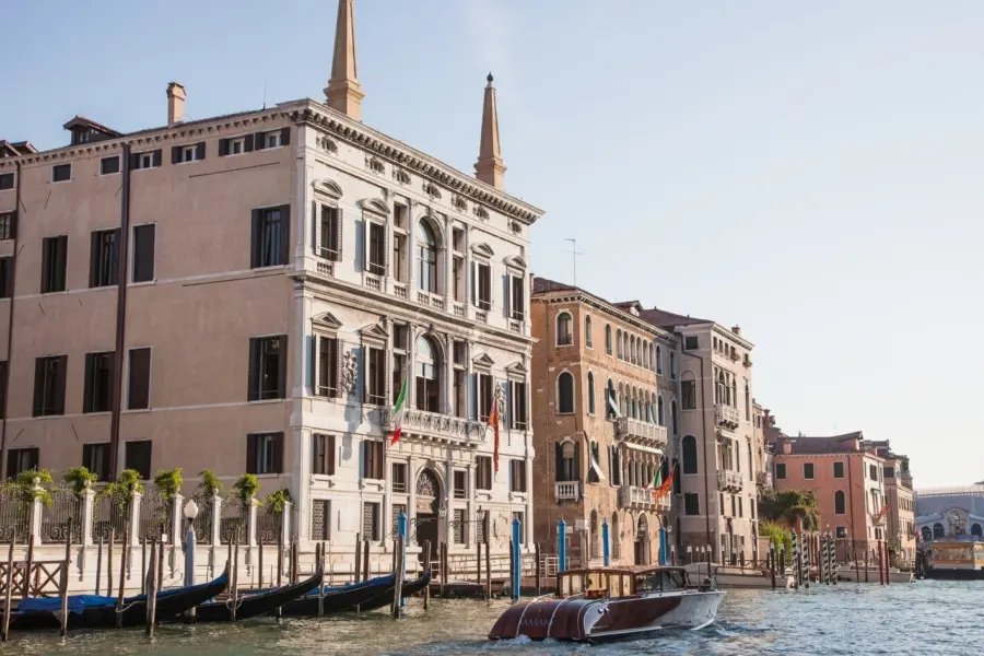 Aman venice exterior office 5337 1