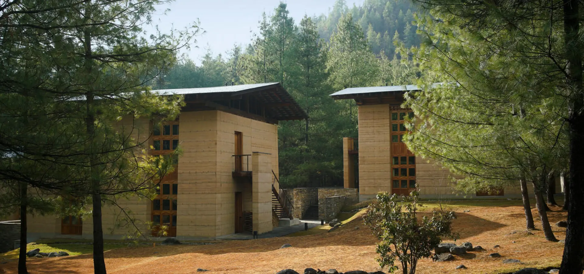 Amankora paro
