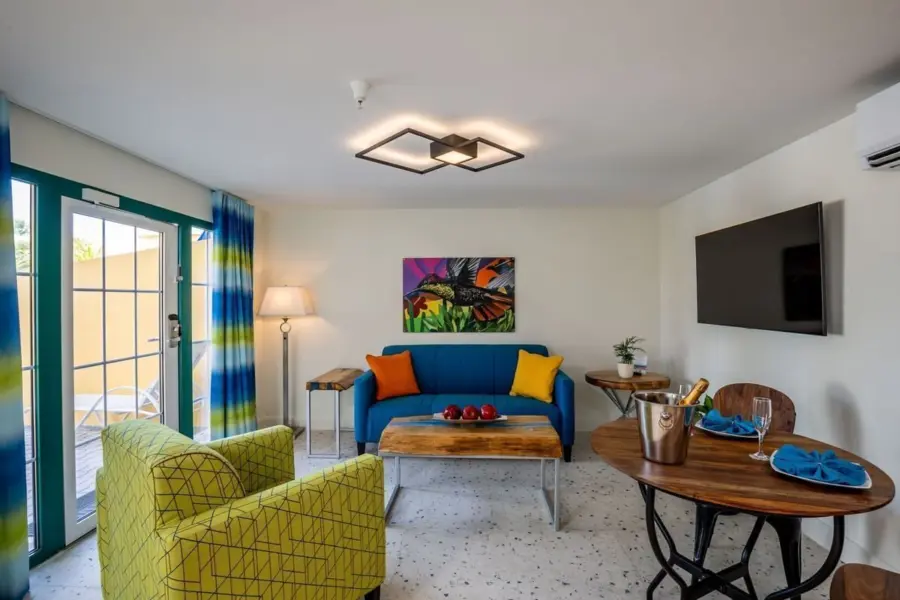 1737796281648 honeymoon suite livingroom