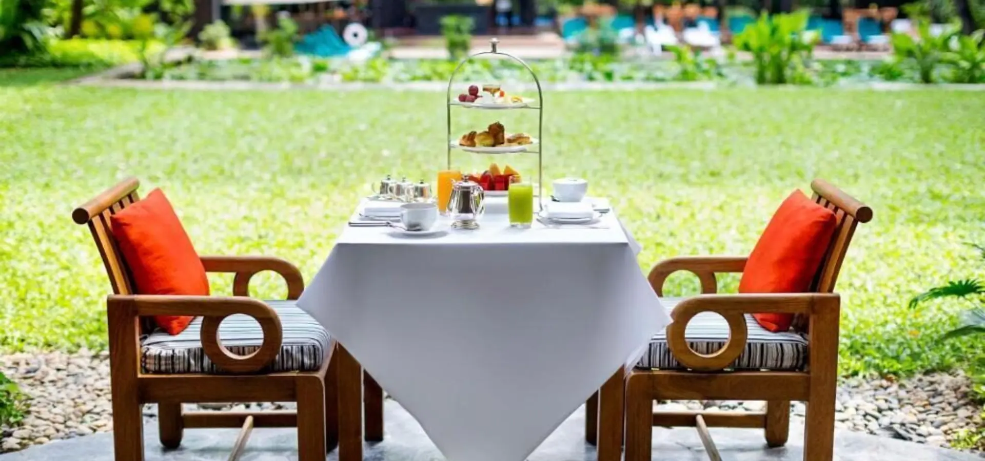 Anantara siam bangkok hotel high tea