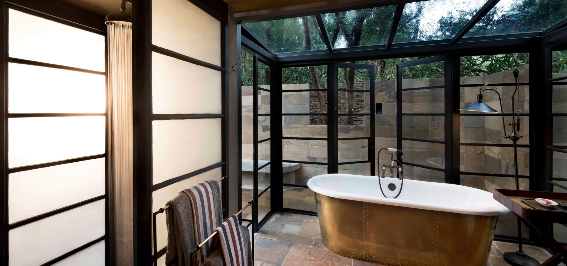 Bateleur camp north bathroom