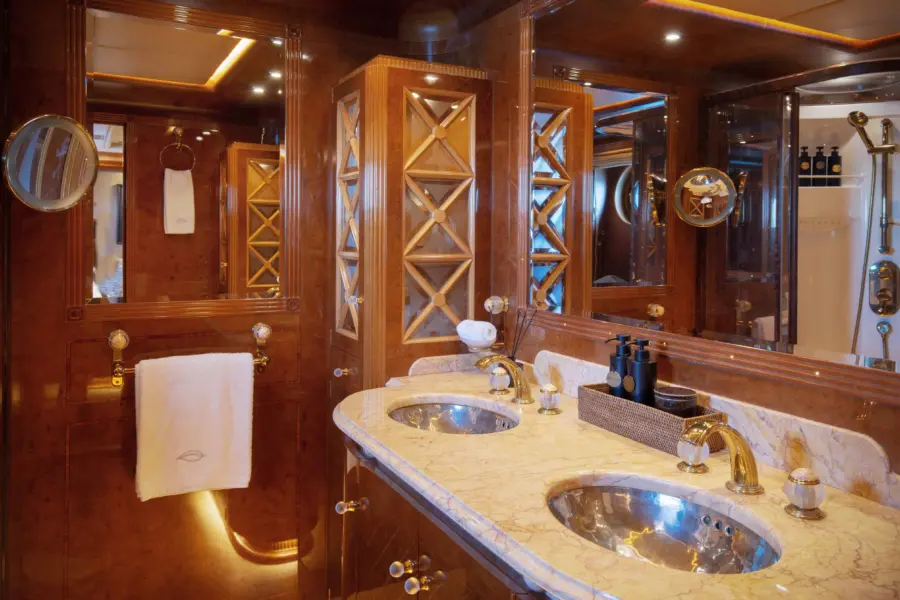 Aqua mare cabin104 02