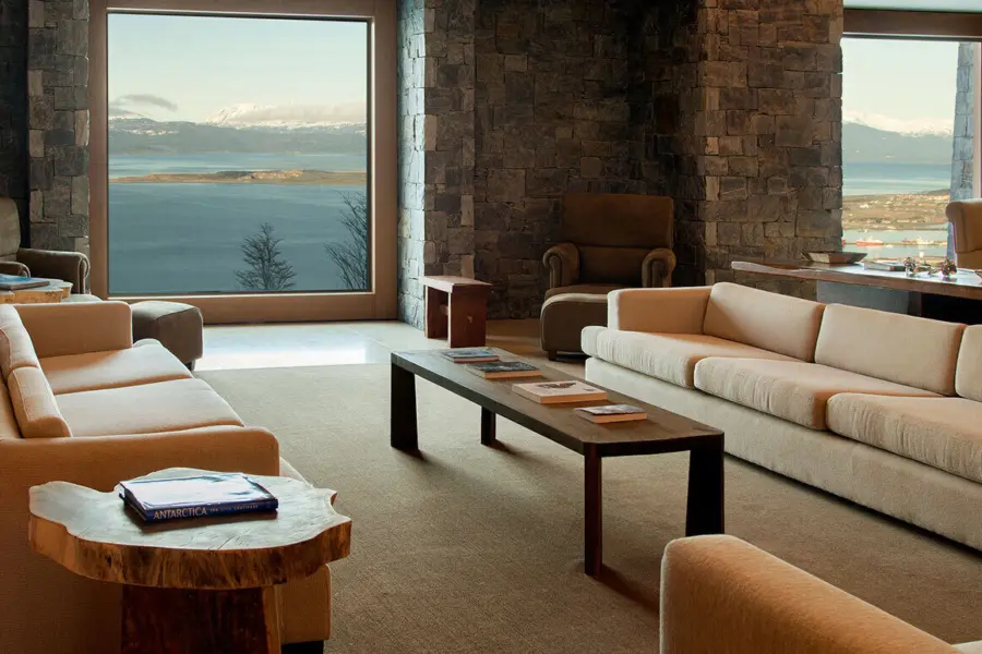 Arakur lobby