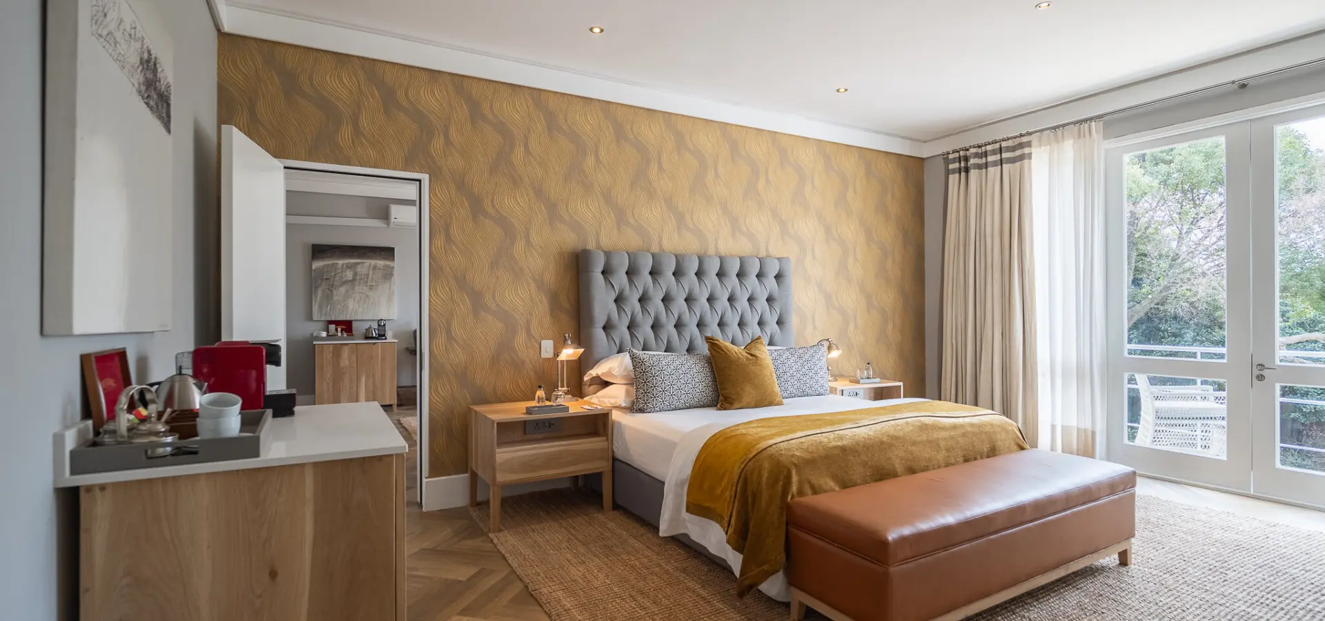 Atholplace hotel deluxe room 3