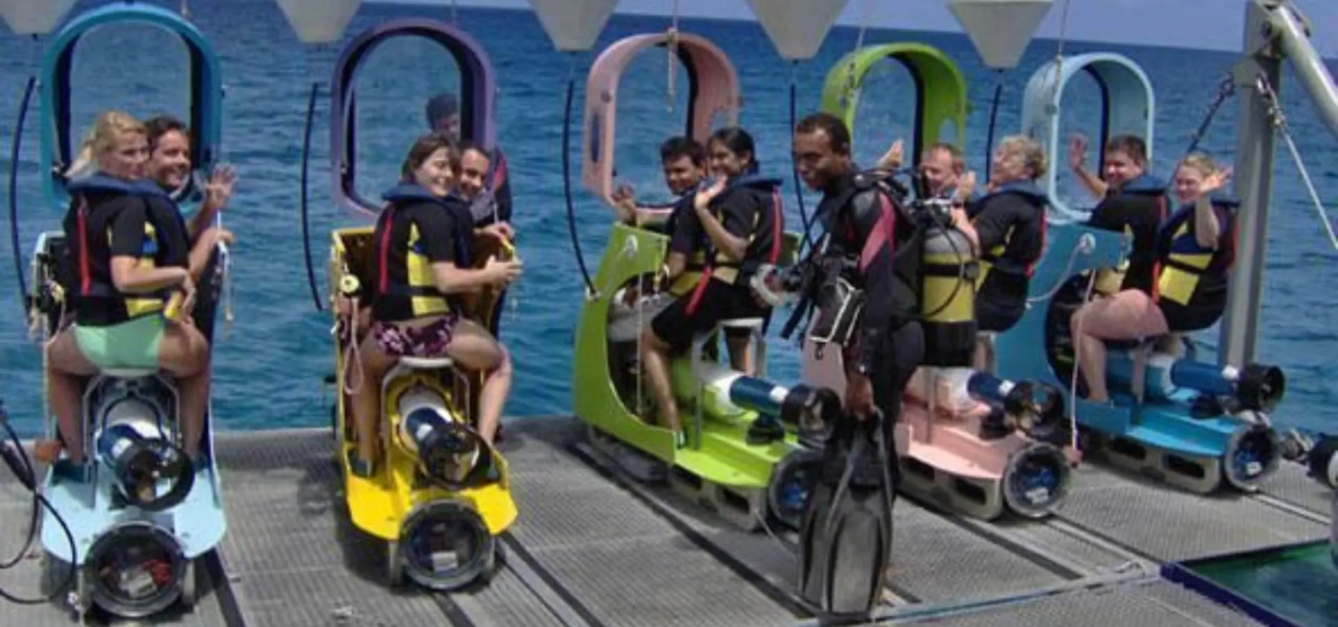 1 mauritius underwater subscooter