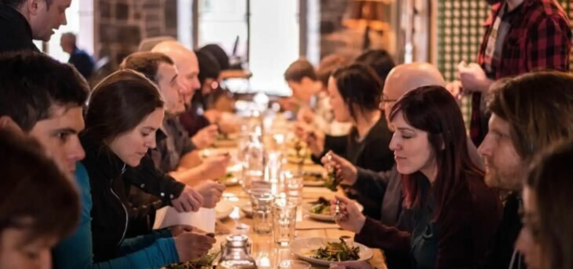 Old quebec food tour la buche table