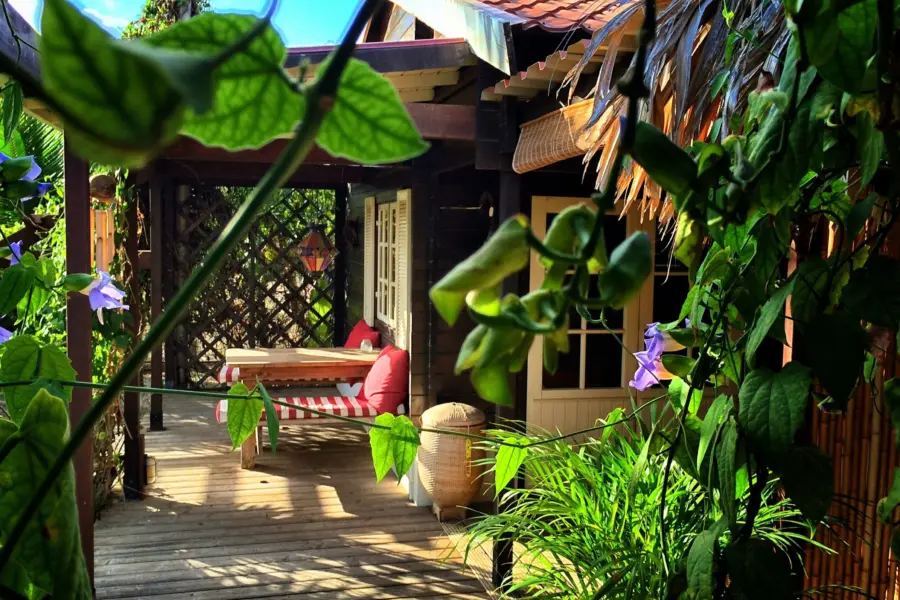 Bamboo bali deluxe cottage outside balcony2