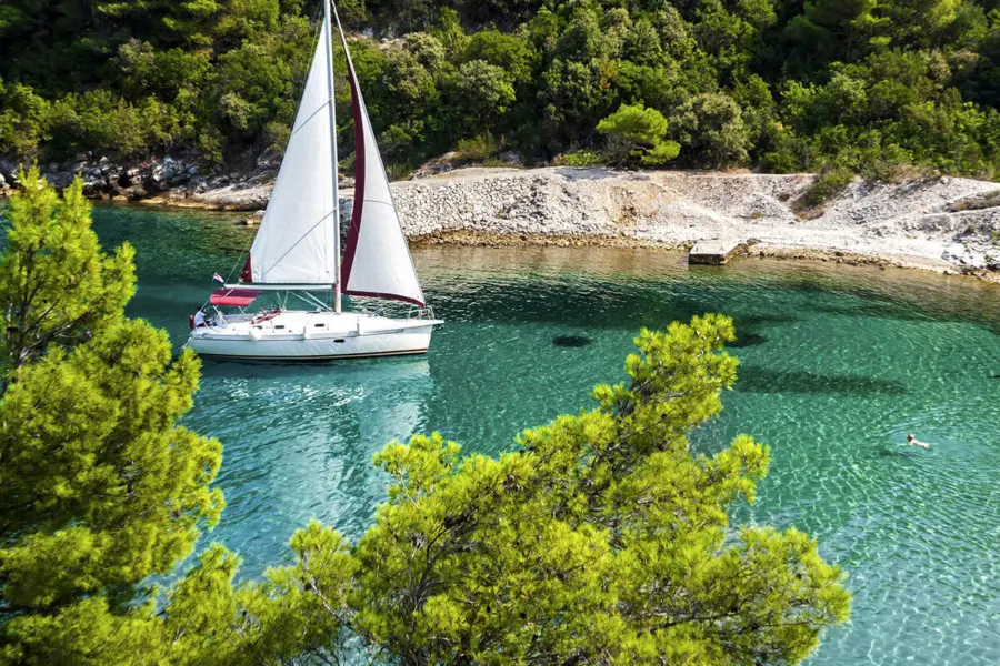 Sailing 16