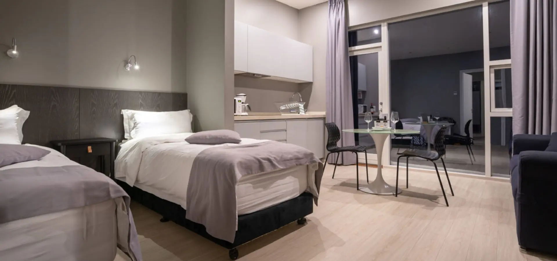 Black beach suites standard apartment 81