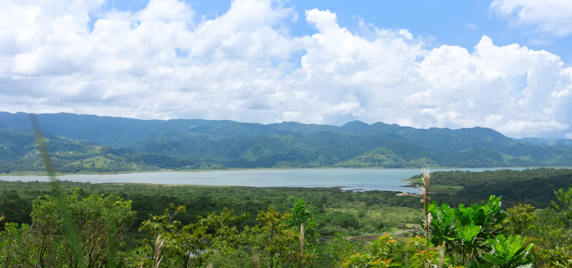Blue pass arenal volcano hike 1968 trail 21
