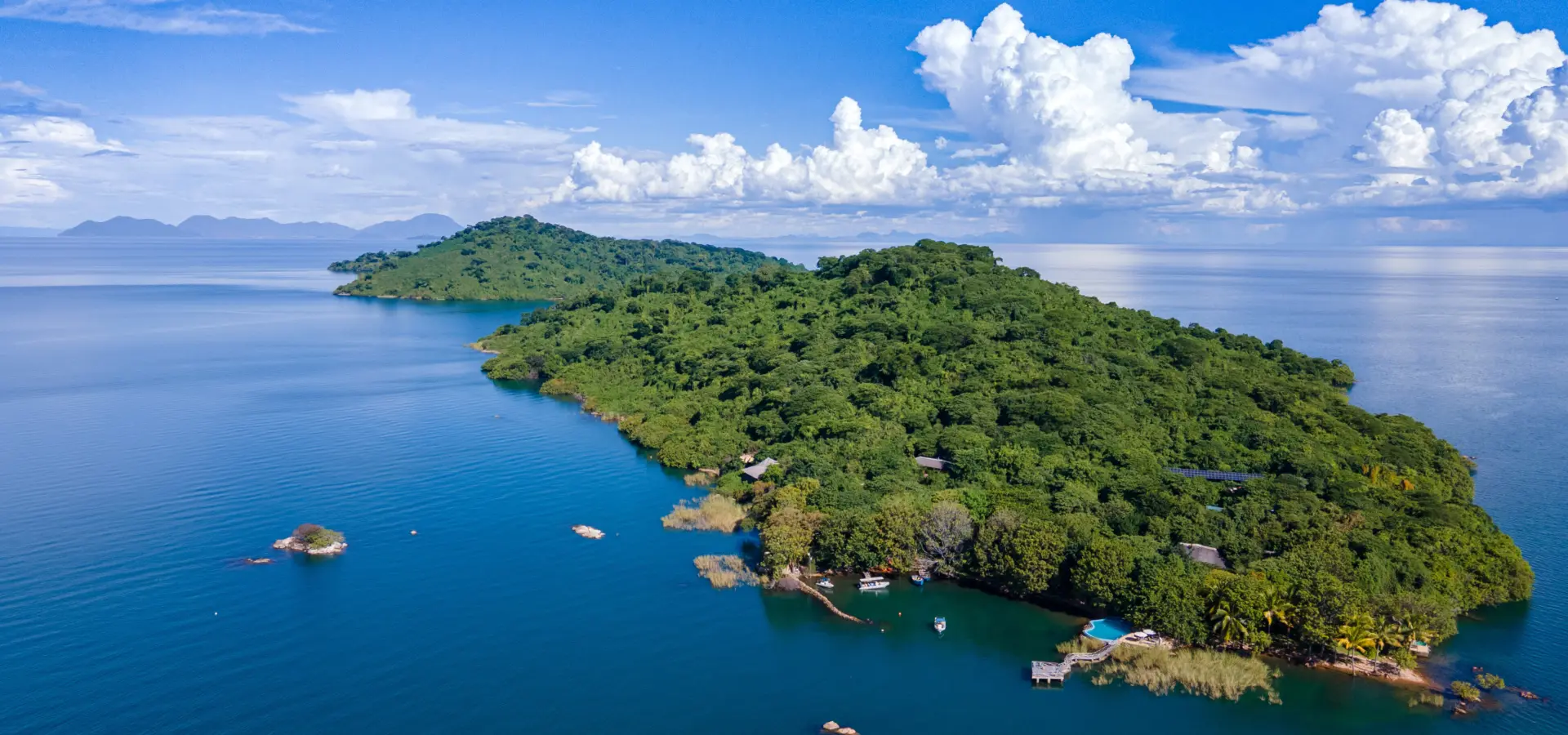1745055405489 Blue Zebra Island Lodge Nankoma Island Michael Wendel