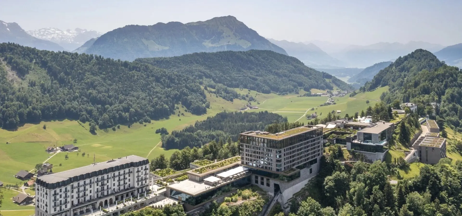 1748866474758 4117 Resort Yves 11zon